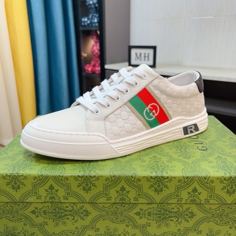 G*u*i casual shoes